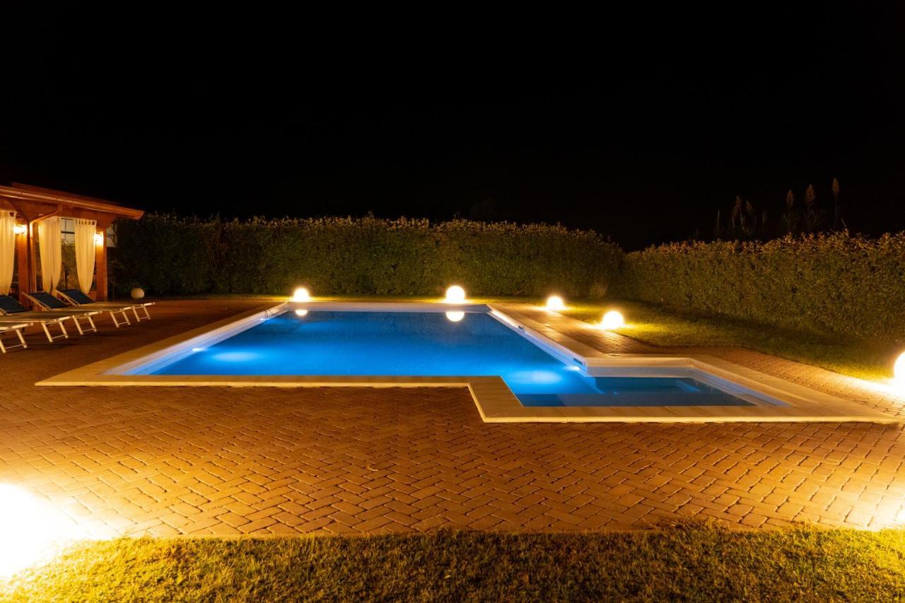 Agriturismo Casa Chiara Latina Exterior photo