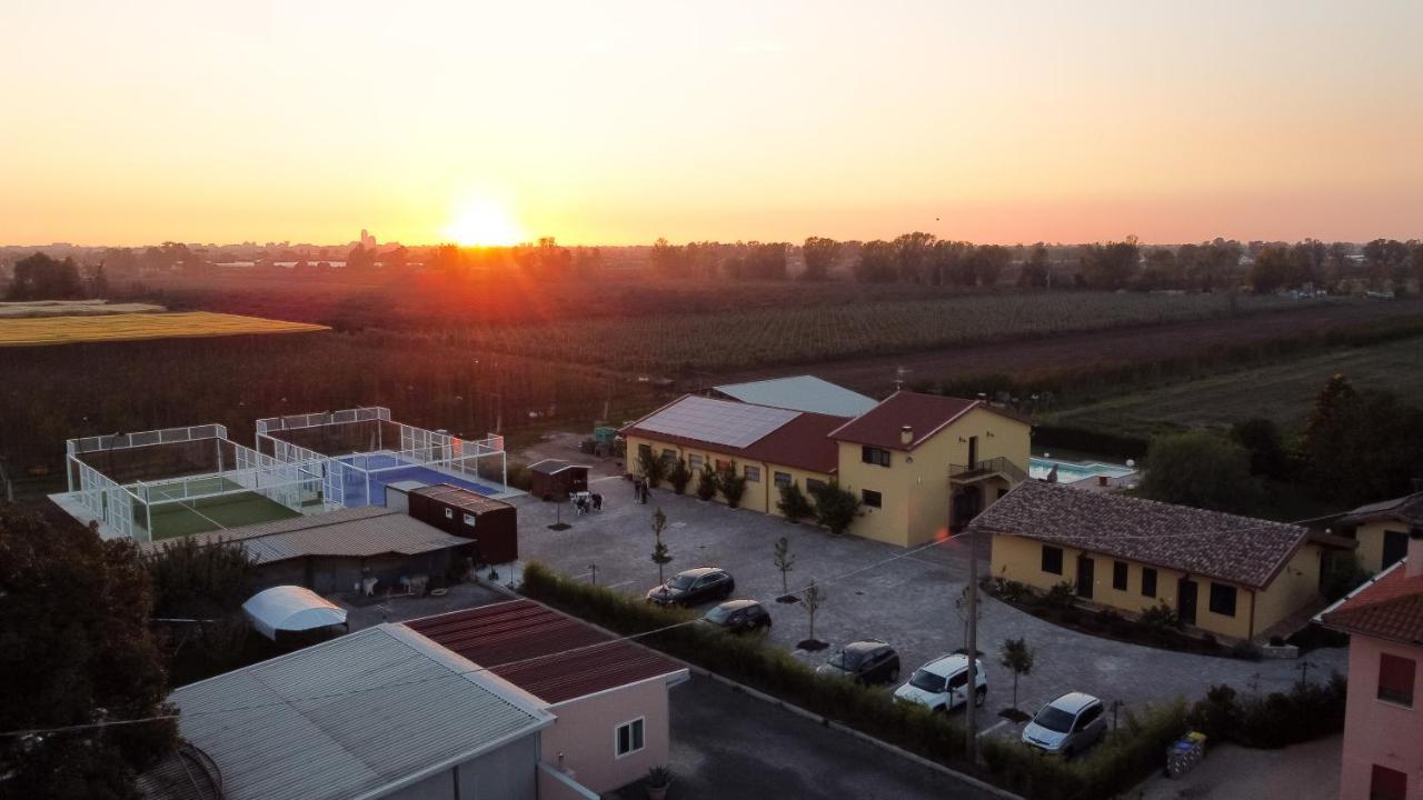 Agriturismo Casa Chiara Latina Exterior photo