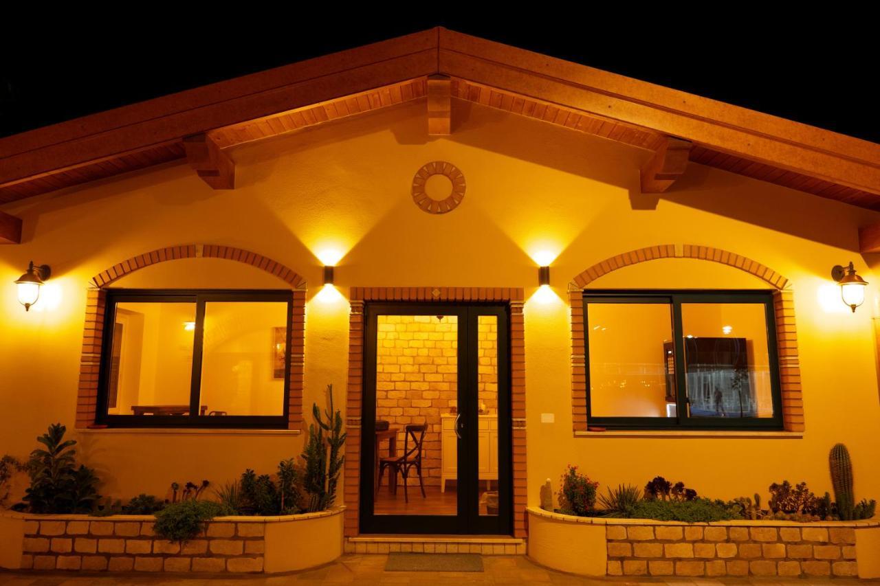 Agriturismo Casa Chiara Latina Exterior photo