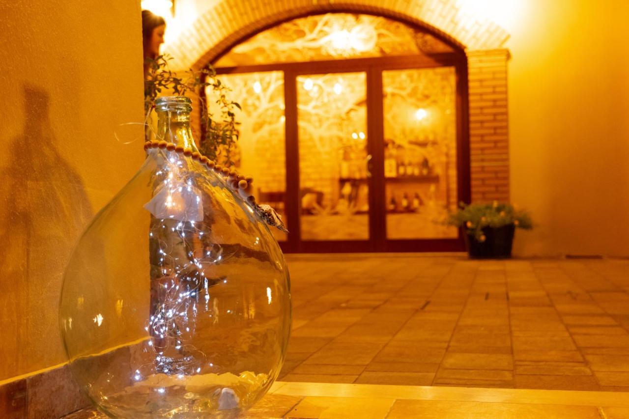 Agriturismo Casa Chiara Latina Exterior photo
